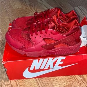 Nike Huarache Run RED